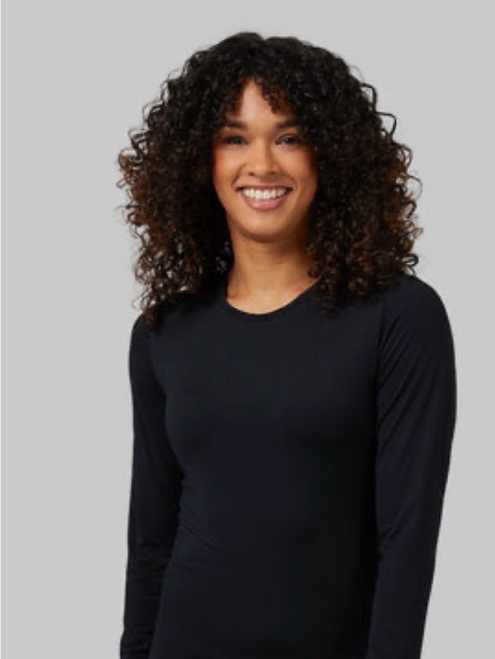 32 Degrees Cool Black Long Sleeve Crewneck Performance Top